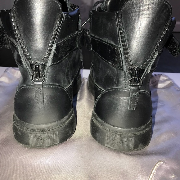 Authentic Giuseppe Zanotti Leather Sneakers SZ 44 - Picture 4 of 7